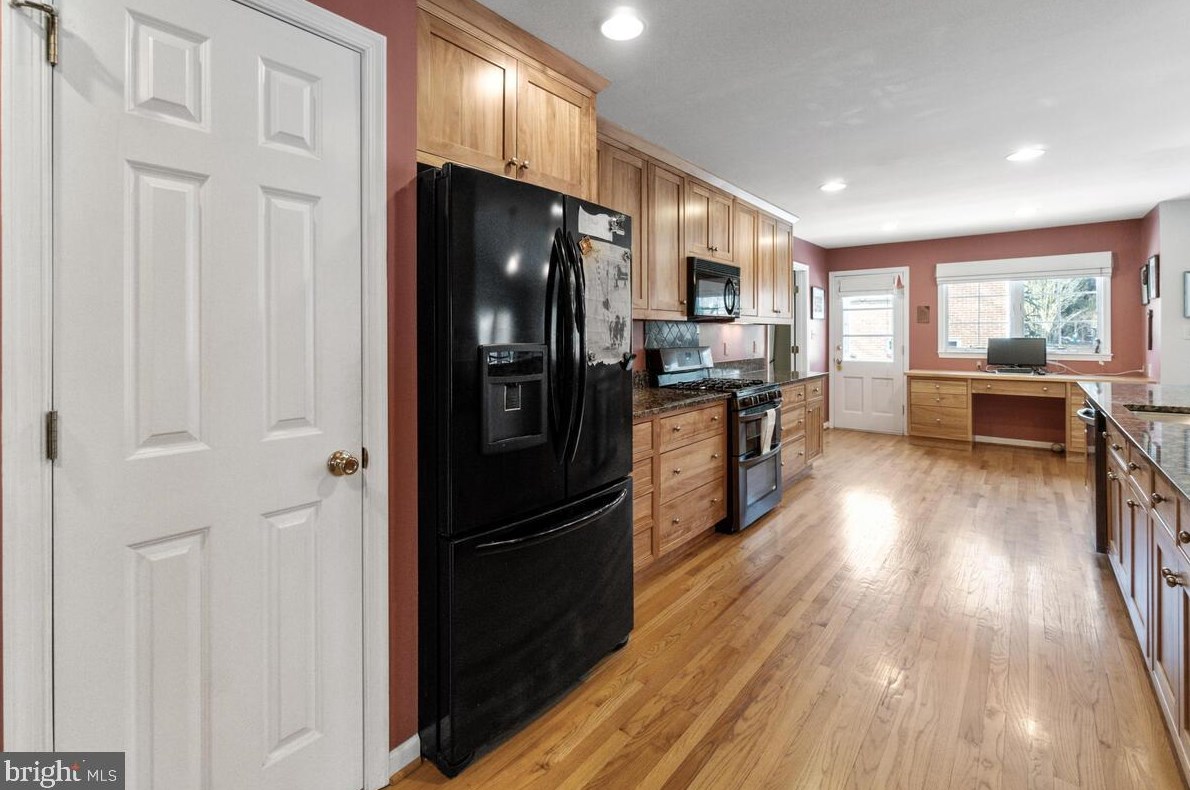 1016 Valewood Rd, Baltimore MD 21286-1653 exterior