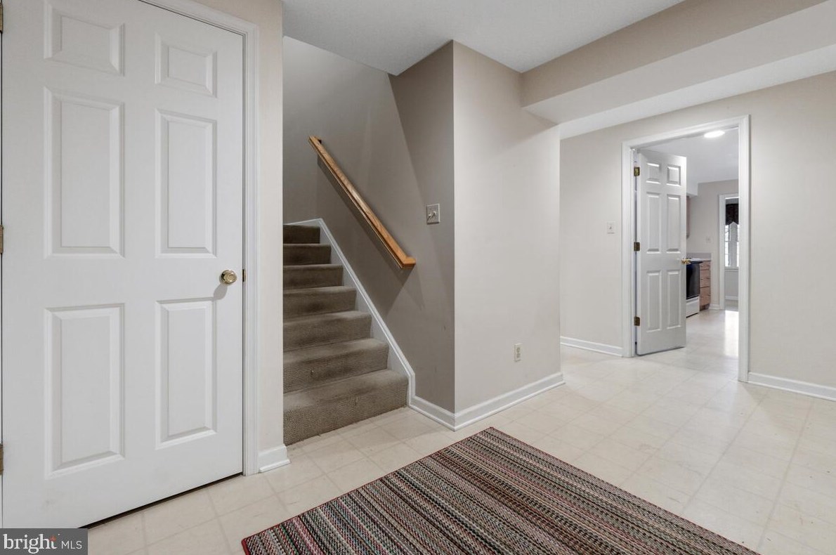 1016 Valewood Rd, Baltimore MD 21286-1653 exterior