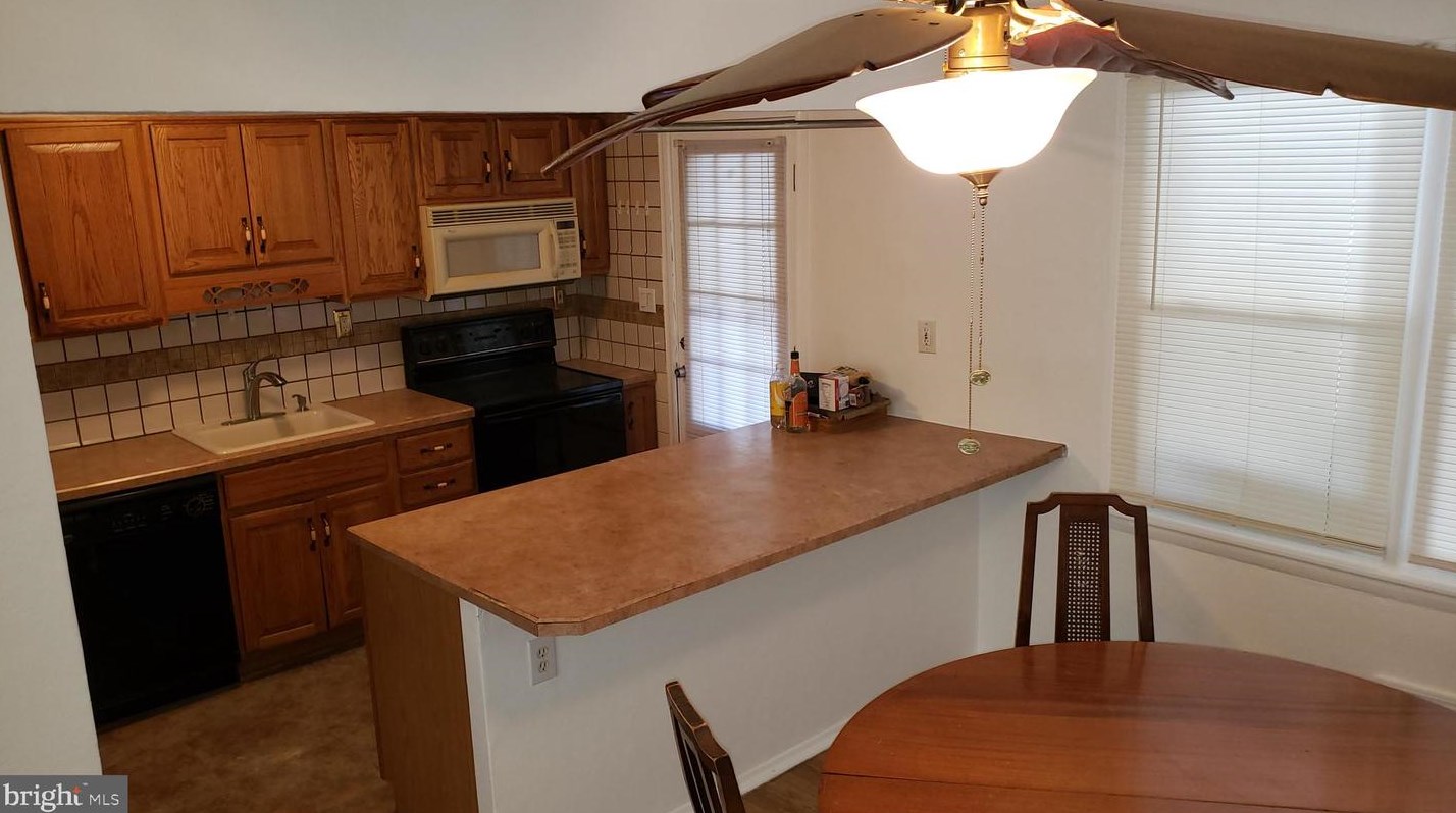 2103 Cockspur Rd, Baltimore MD  21220-4901 exterior