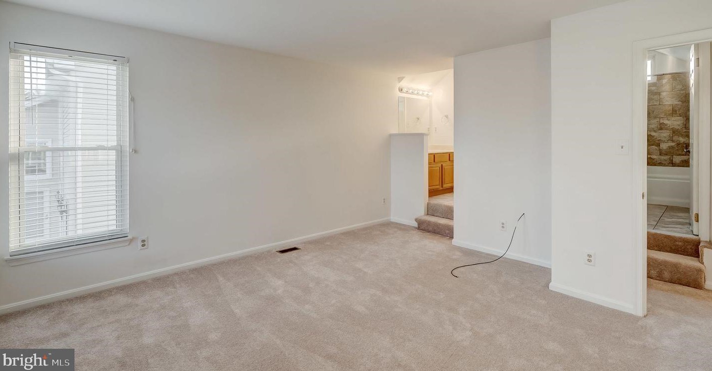 4408 Fieldgreen Rd, Baltimore MD 21236-1815 exterior