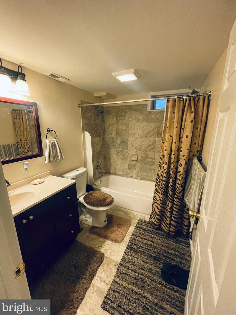 805 Bobby Rd, Baltimore MD  21228-3129 exterior