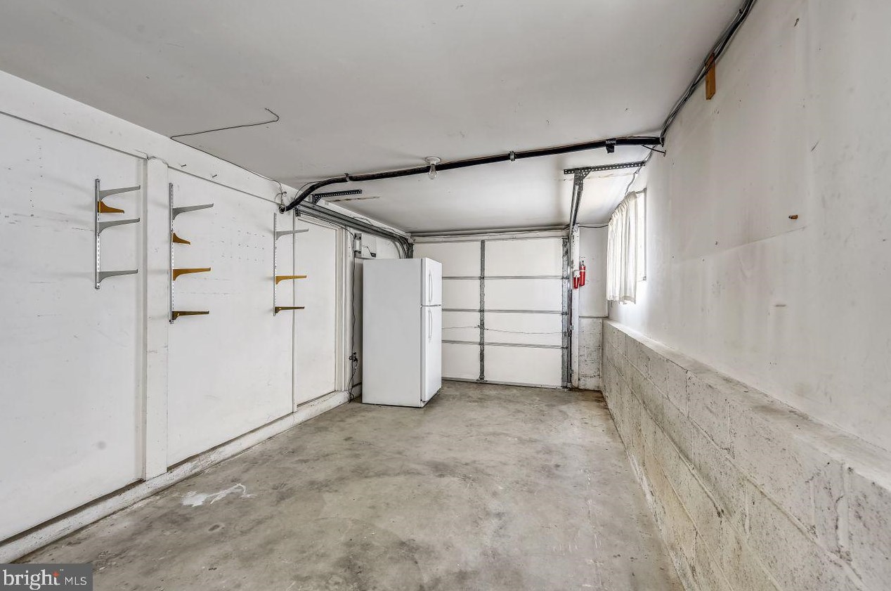 1026 Lakemont Rd, Baltimore MD 21228-1249 exterior