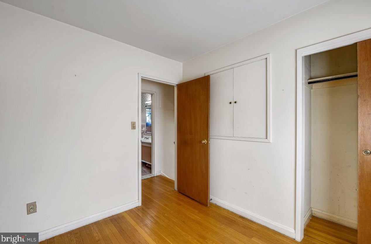 1026 Lakemont Rd, Baltimore MD 21228-1249 exterior