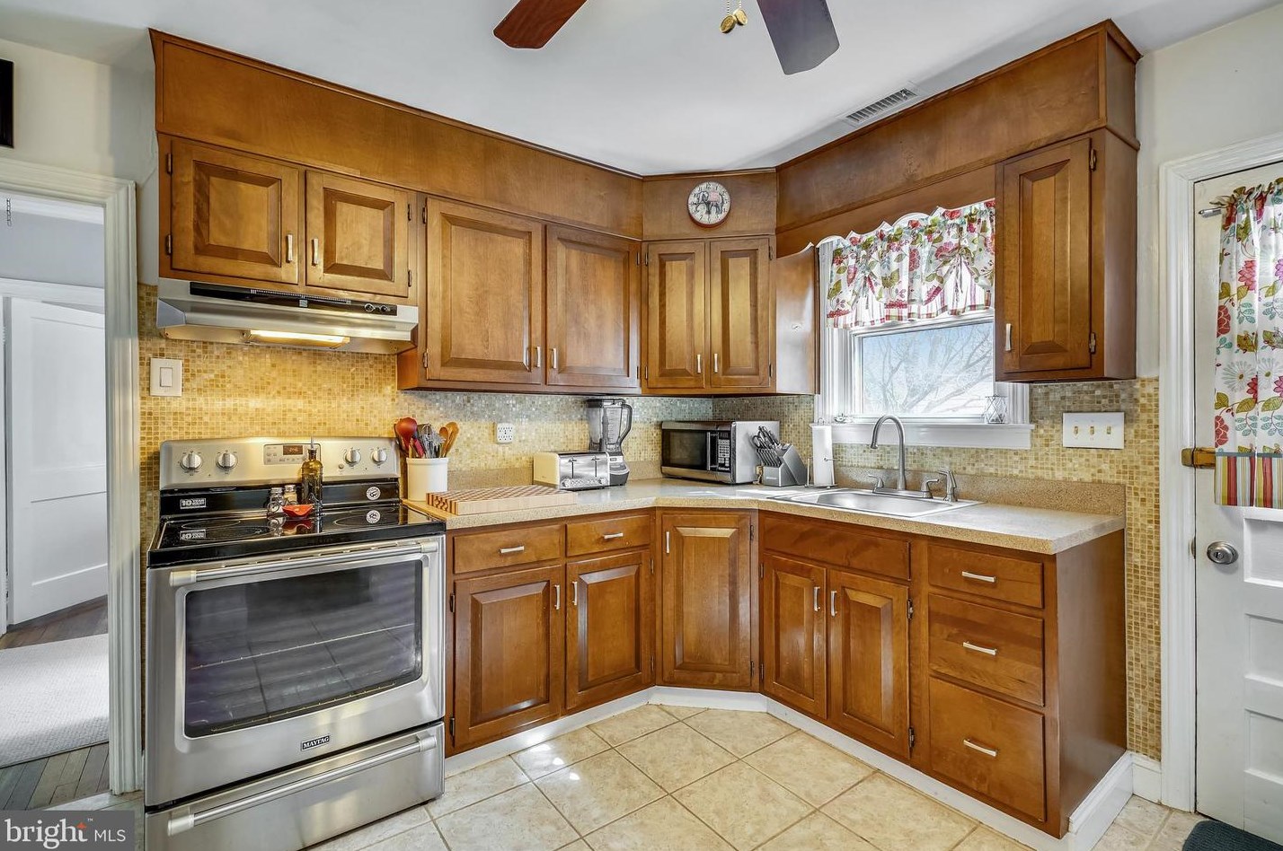 2005 Norhurst Way, Baltimore MD  21228-4108 exterior