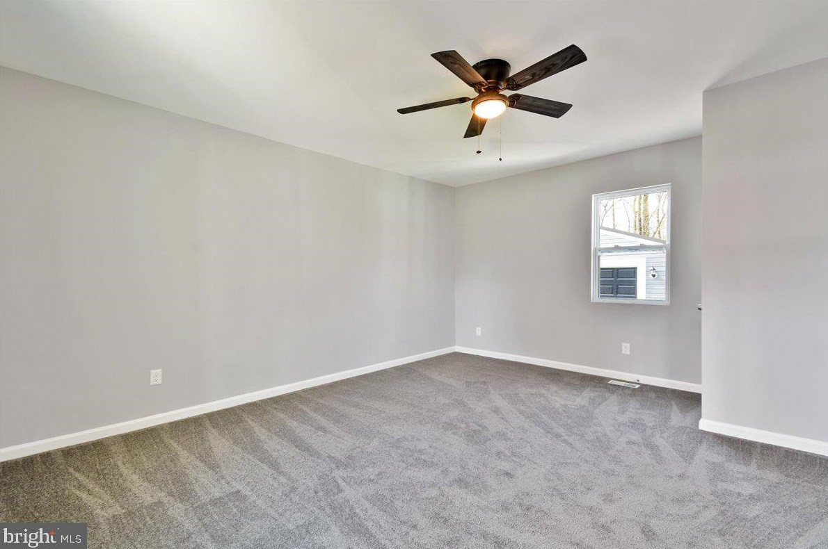 1324 Maple Ave, Baltimore MD  21221-6027 exterior