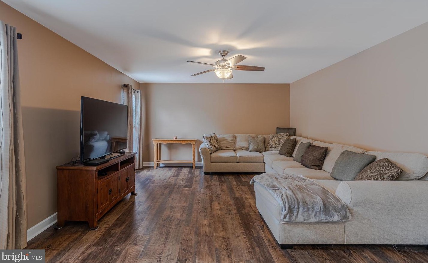 613 Waterside Ct, Baltimore MD  21220-2938 exterior