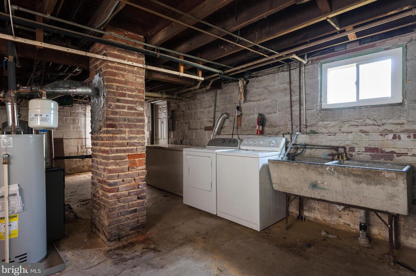 109 Glenwood Ave, Baltimore MD  21228-3443 exterior