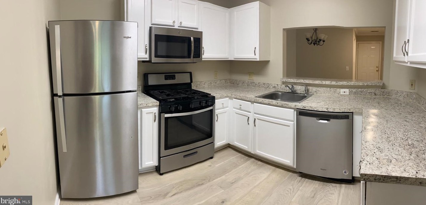 8901 Stone Creek Pl, Baltimore MD  21208-1043 exterior
