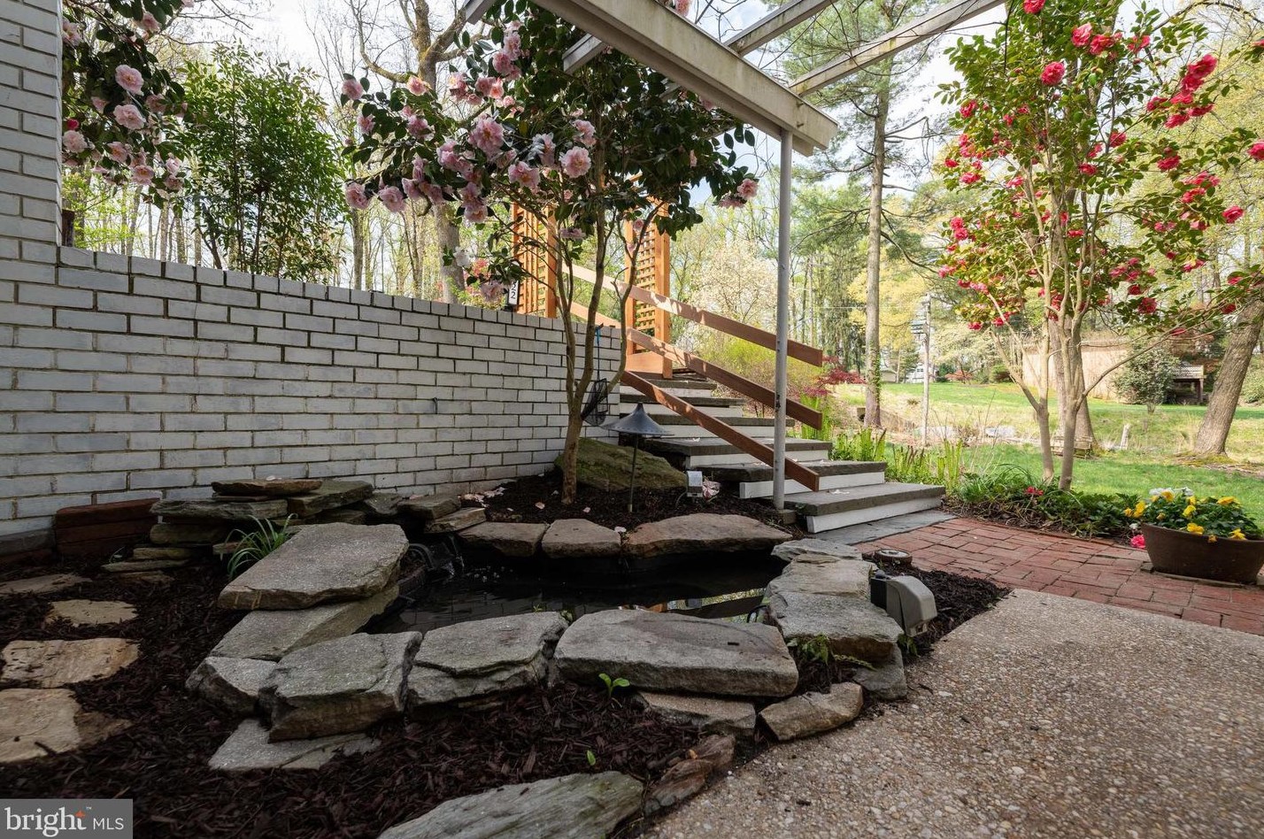 3422 Philips Dr, Baltimore MD  21208-1826 exterior