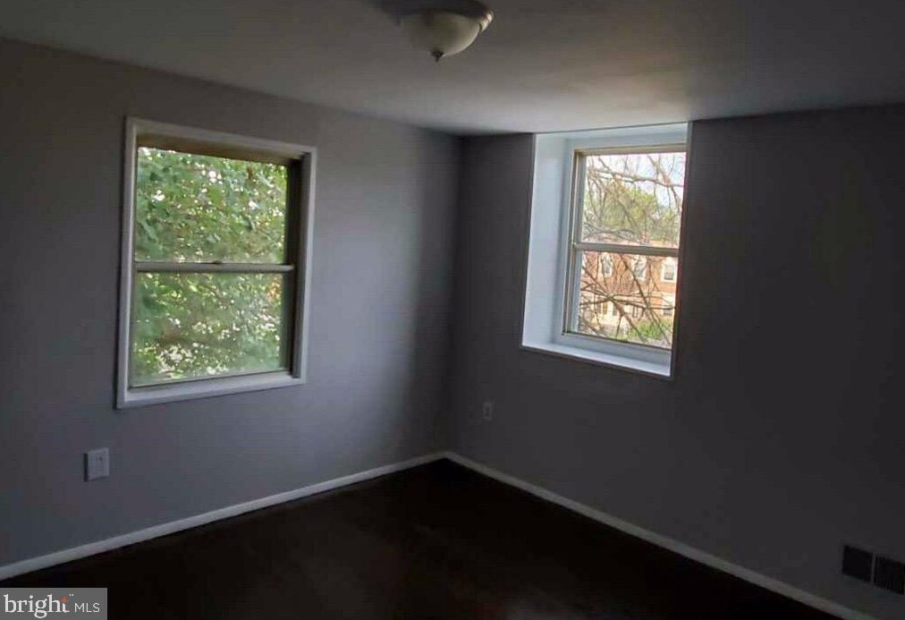 3158 Ryerson Cir, Baltimore MD  21227-4738 exterior