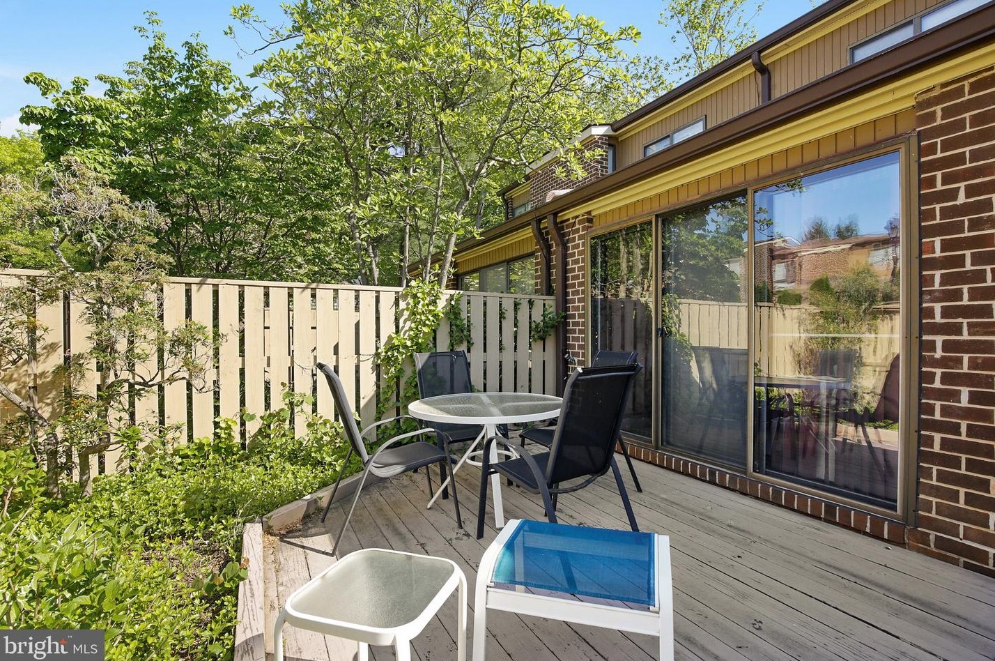 3 Tanner Ct, Baltimore MD  21208-1333 exterior