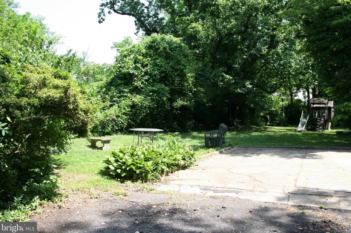 505 Academy Rd, Baltimore MD  21228-1802 exterior