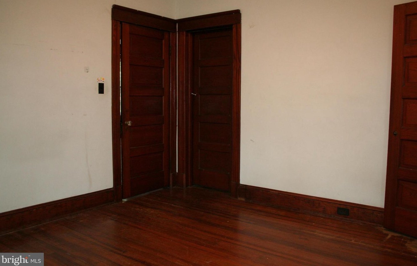 505 Academy Rd, Baltimore MD  21228-1802 exterior