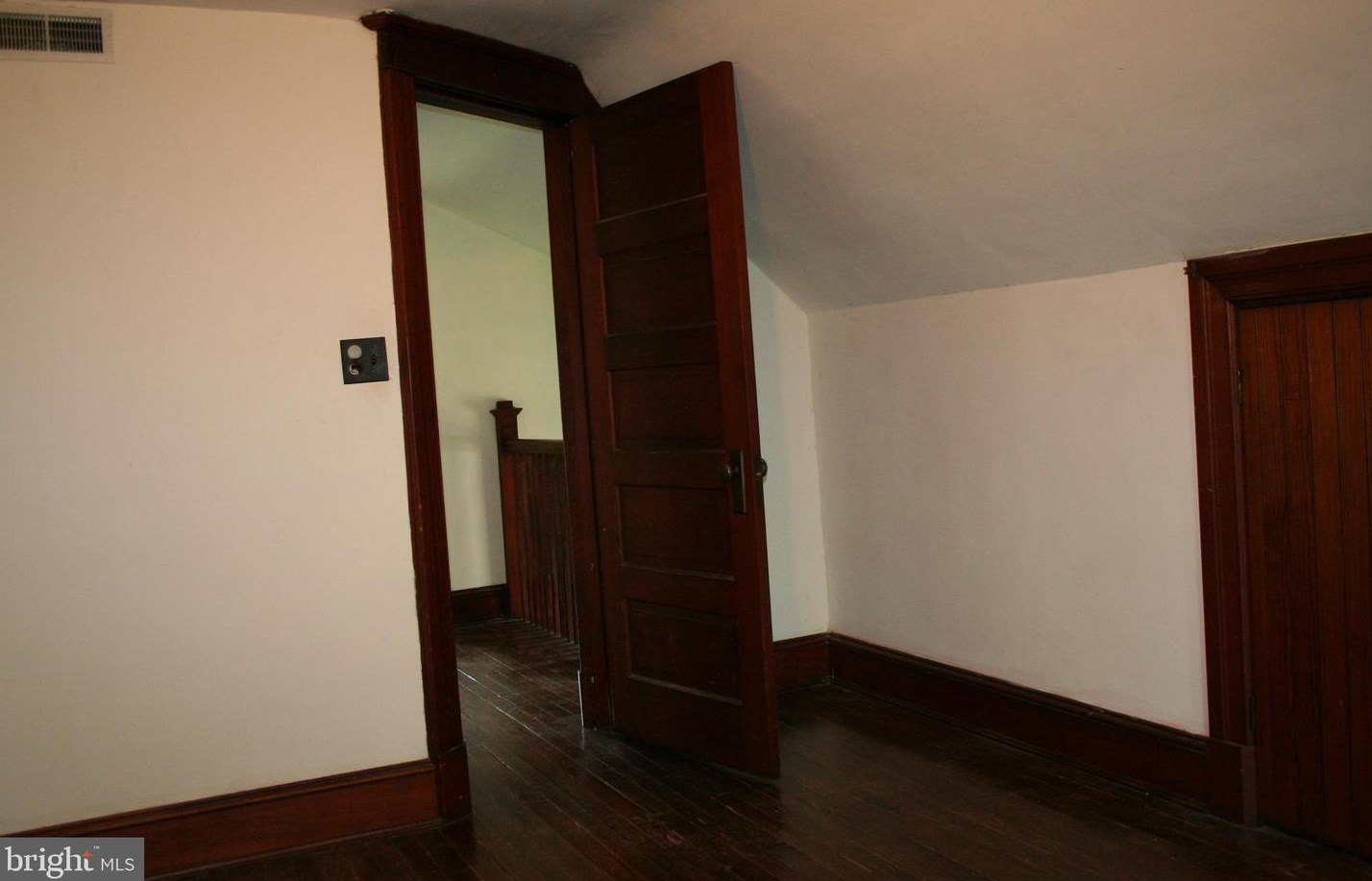 505 Academy Rd, Baltimore MD  21228-1802 exterior