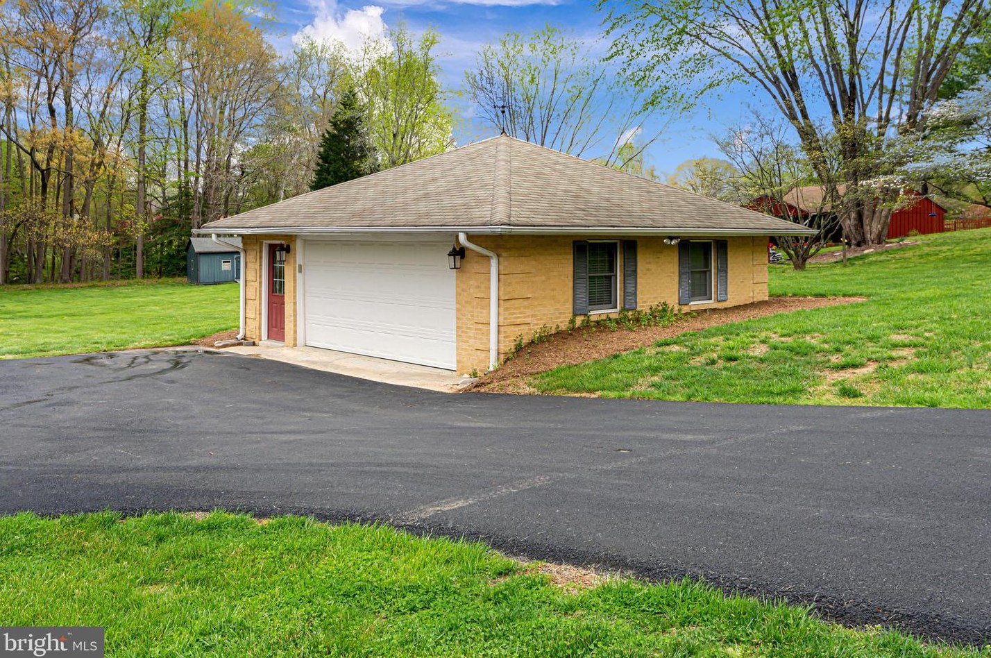 3111 Ashwood Dr, Dunkirk MD 20754-9464 exterior