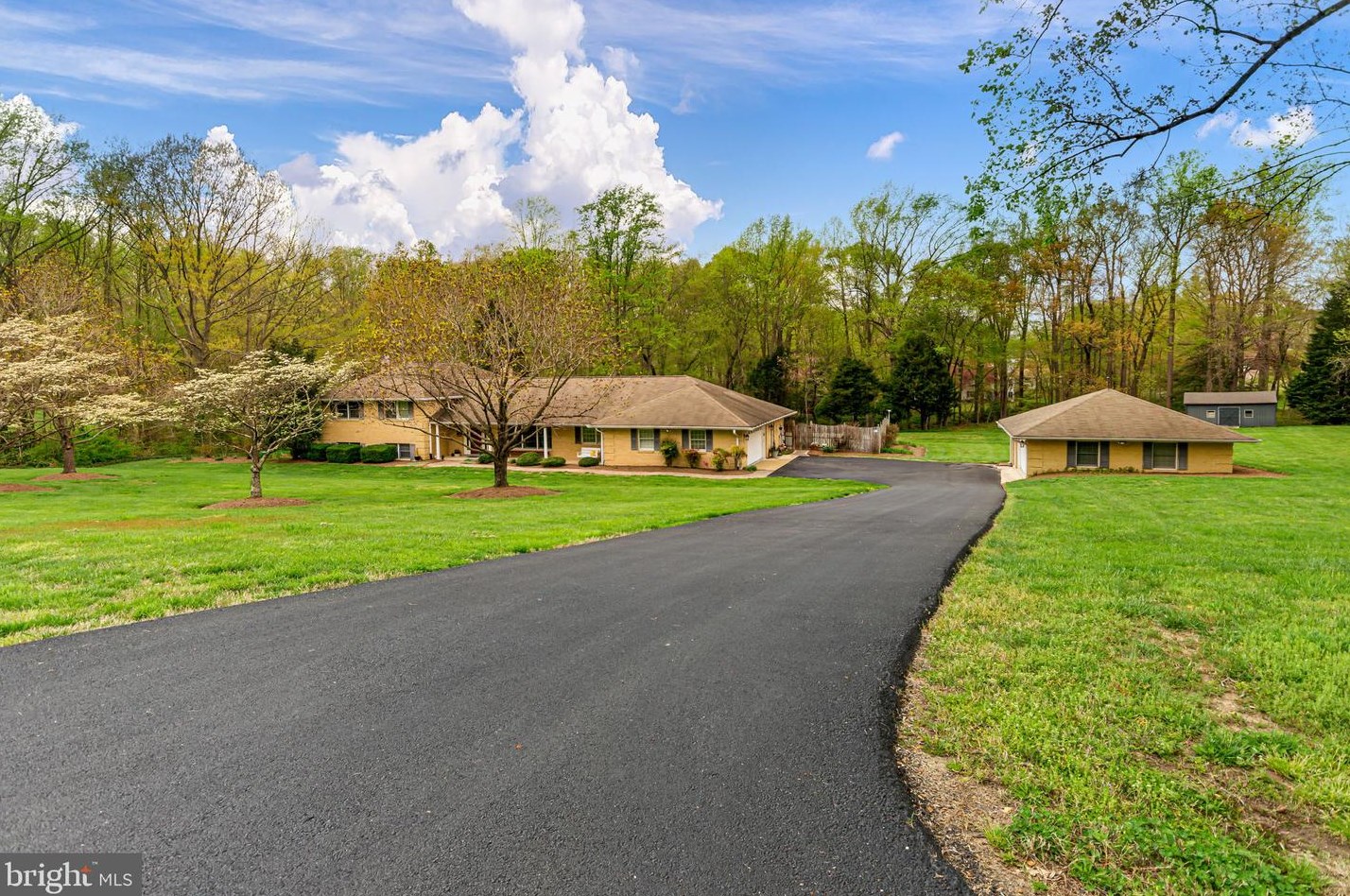 3111 Ashwood Dr, Dunkirk MD 20754-9464 exterior