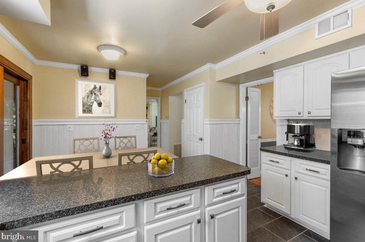 9805 Empire Ct, Dunkirk MD 20754-9715 exterior