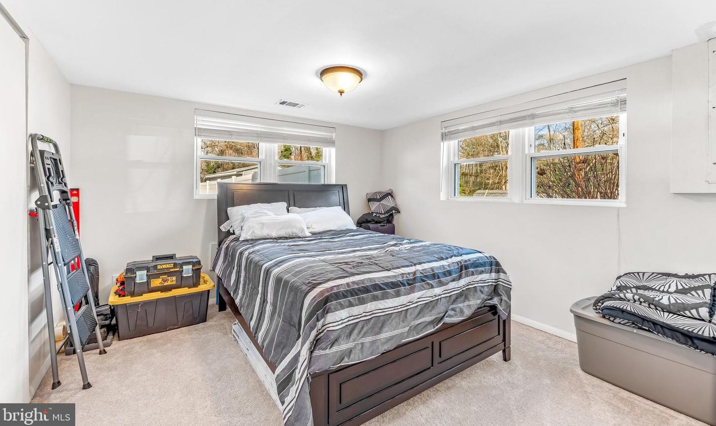 11208 Maplewood Dr, Dunkirk MD  20754-9413 exterior