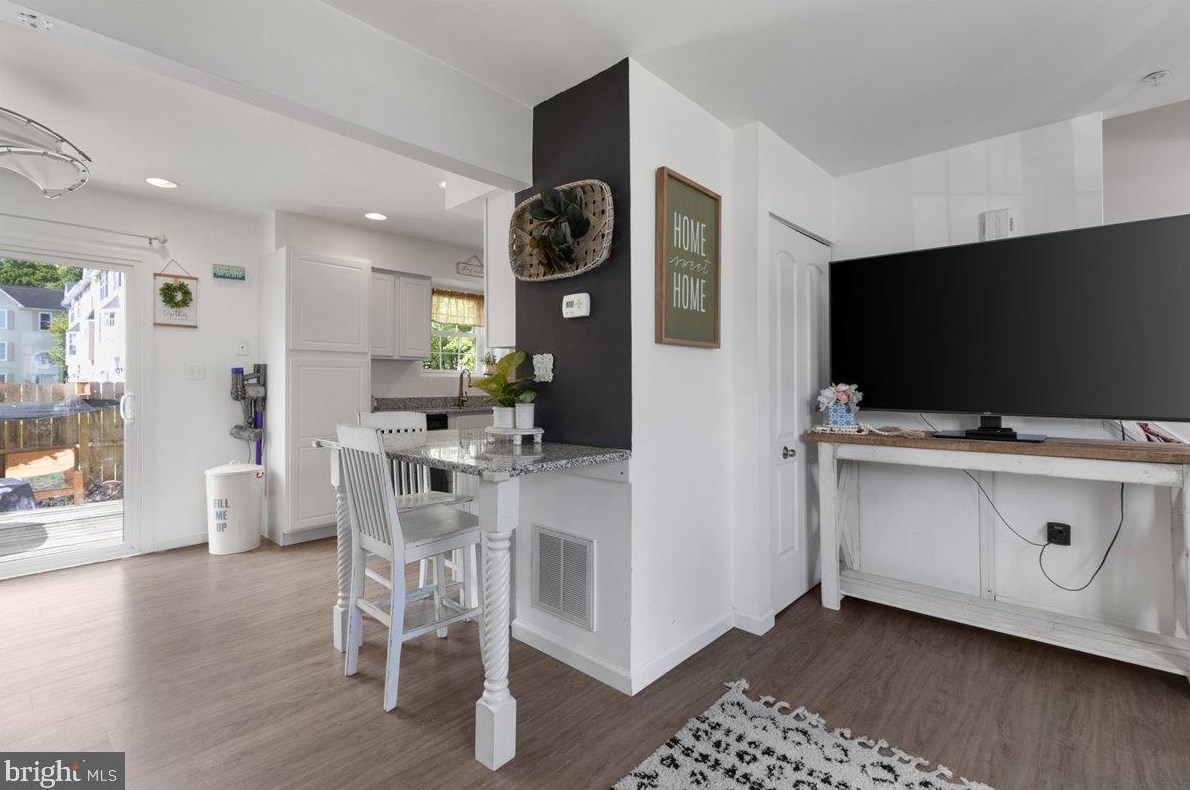 9534 Sea Gull Ct, Holland Point MD  20714-3014 exterior