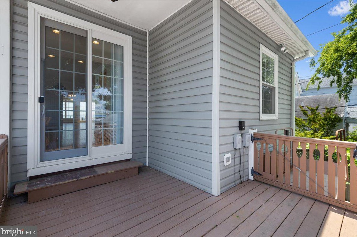 9123 Atlantic Ave, Holland Point MD 20714-4049 exterior