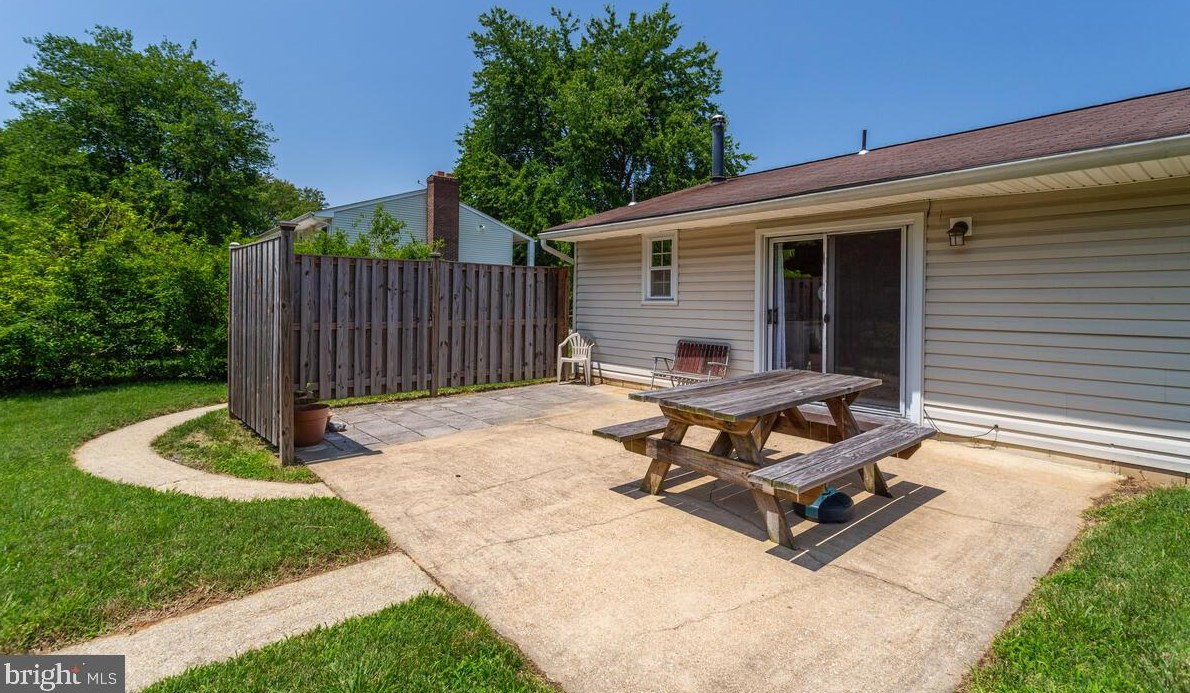 1232 Prince St, Dunkirk MD  20754-9611 exterior