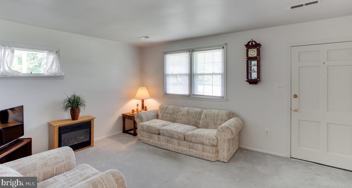 1232 Prince St, Dunkirk MD  20754-9611 exterior