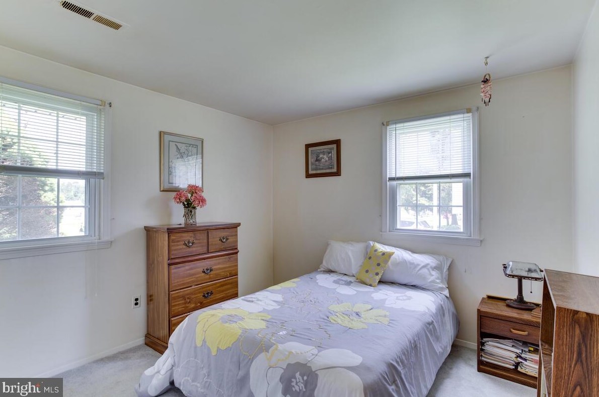 1232 Prince St, Dunkirk MD  20754-9611 exterior