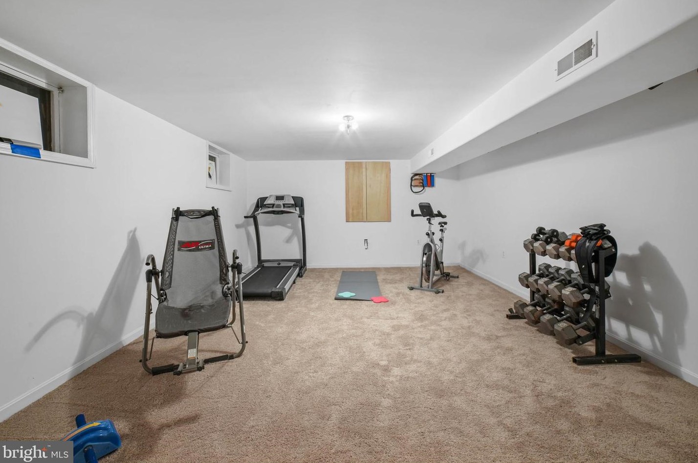 2815 Dunleigh Dr, Dunkirk MD  20754-2304 exterior