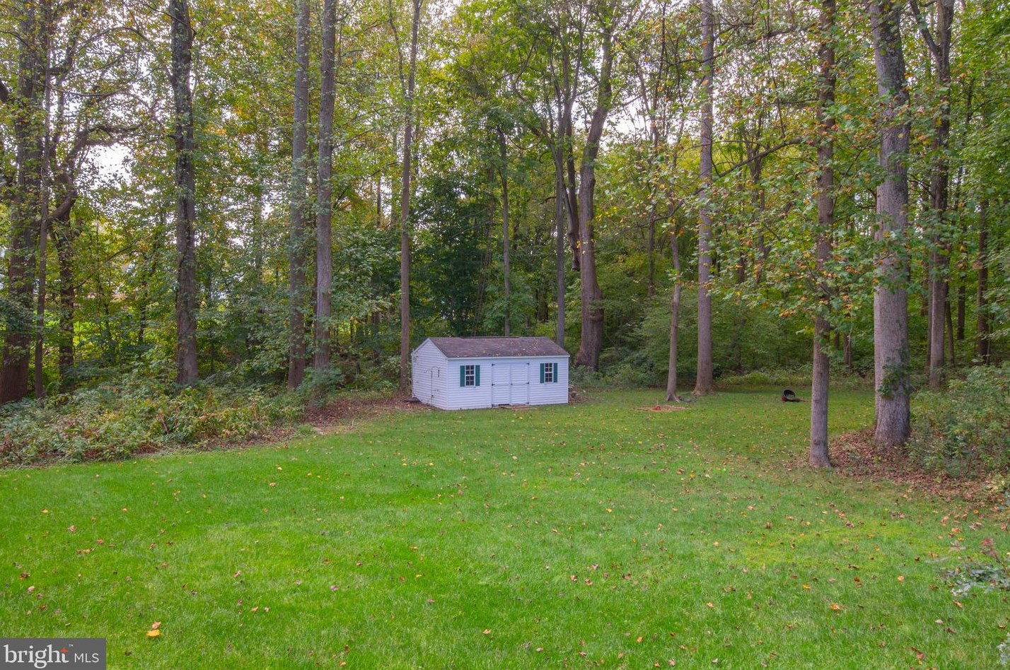 2815 Dunleigh Dr, Dunkirk MD  20754-2304 exterior