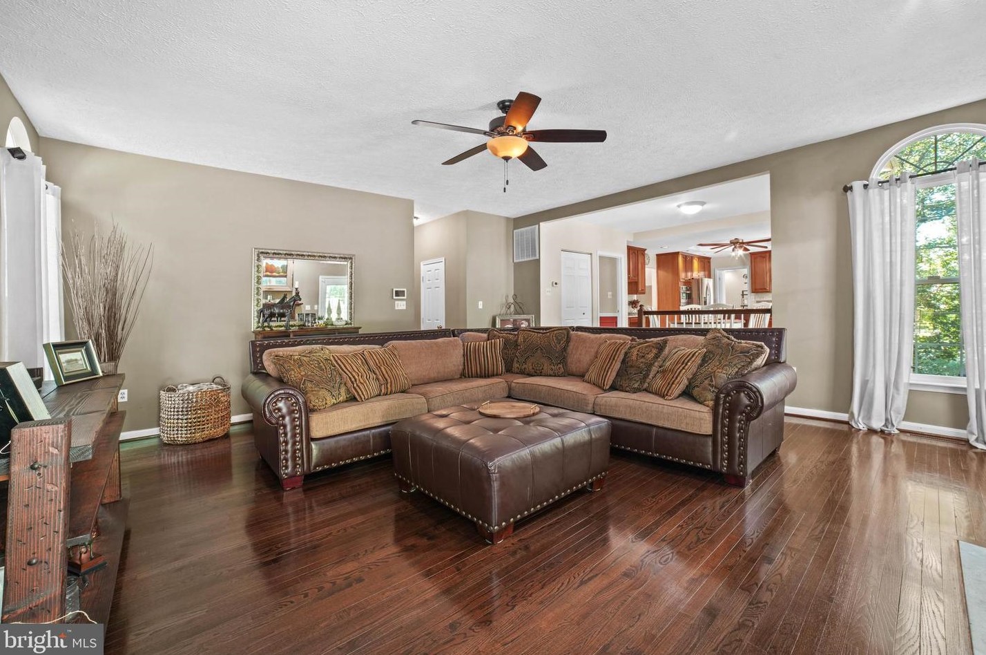 2815 Dunleigh Dr, Dunkirk MD  20754-2304 exterior