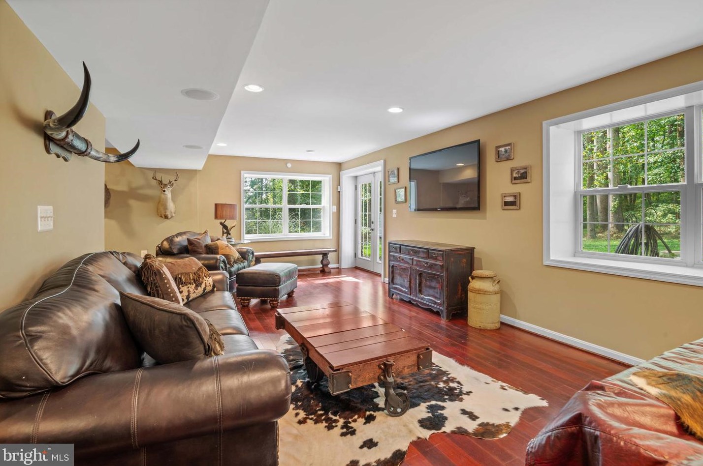 2815 Dunleigh Dr, Dunkirk MD  20754-2304 exterior