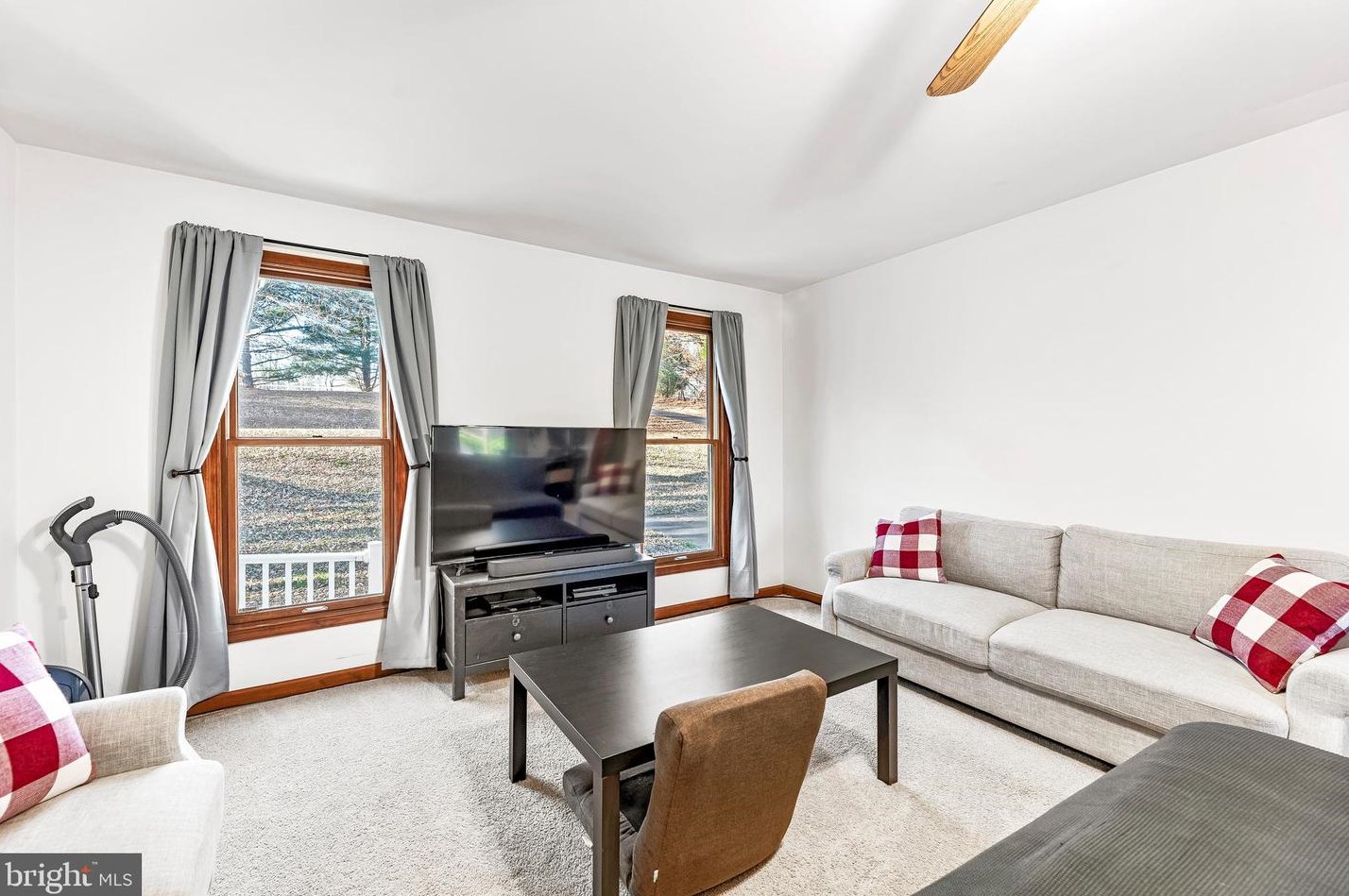 3591 Hunting Creek Rd, Huntingtown MD  20639-9509 exterior