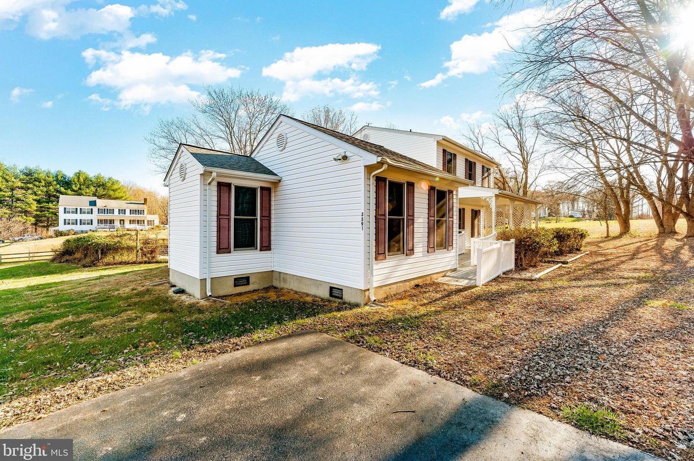 3591 Hunting Creek Rd, Huntingtown MD  20639-9509 exterior