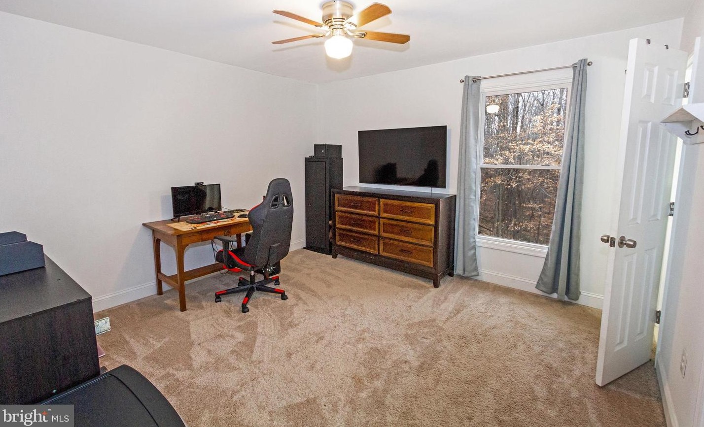 41 Sheckells Rd, Huntingtown MD  20639-9642 exterior