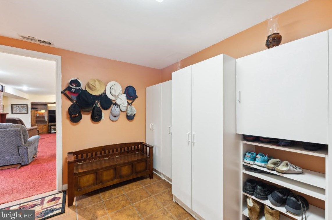 931 Warner Dr, Huntingtown MD 20639-9774 exterior