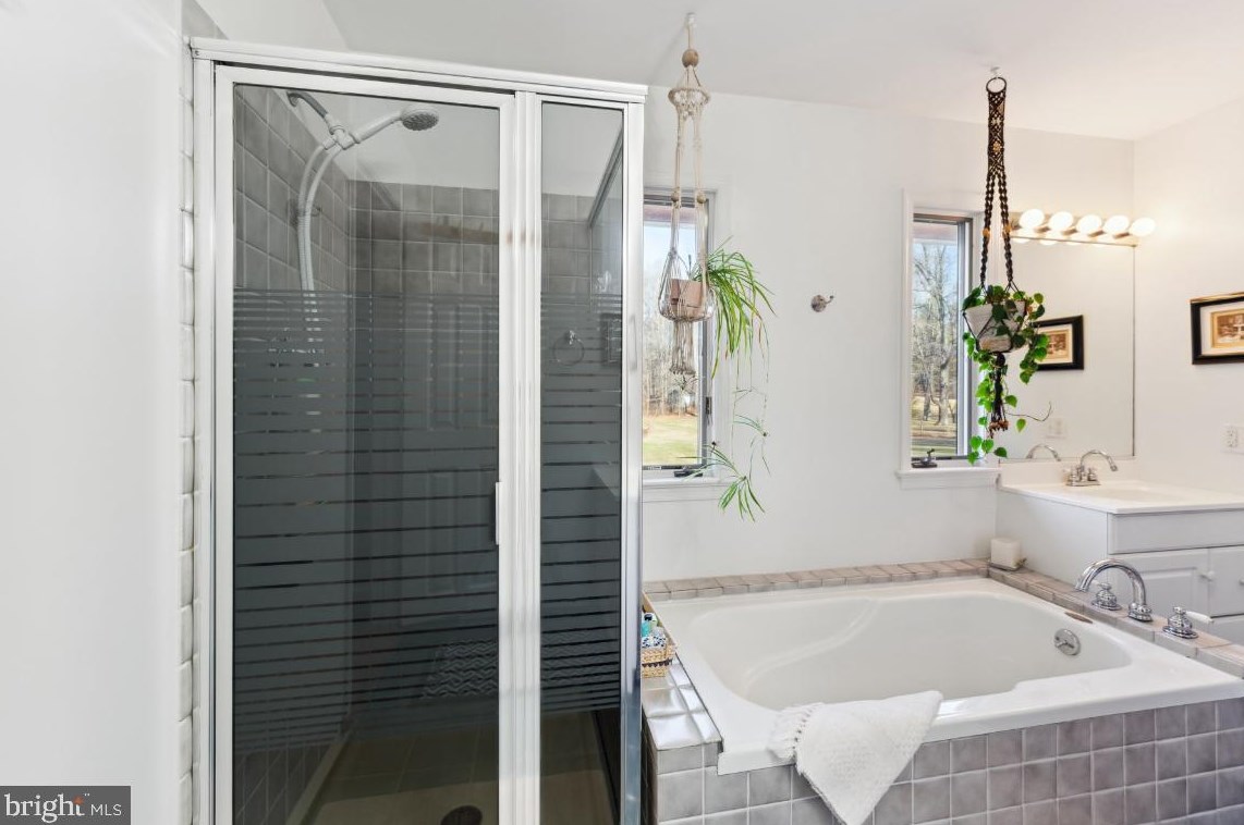 931 Warner Dr, Huntingtown MD 20639-9774 exterior