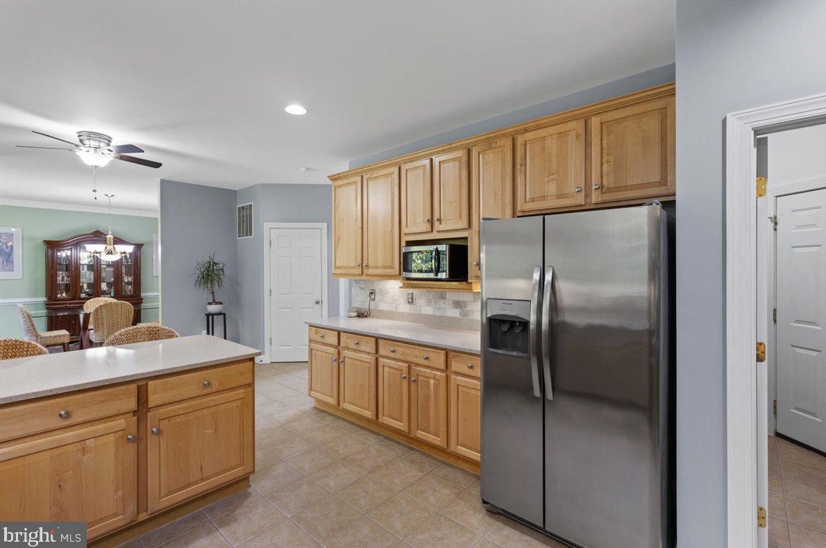 9580 Covenant Ct, Owings MD  20736-3334 exterior