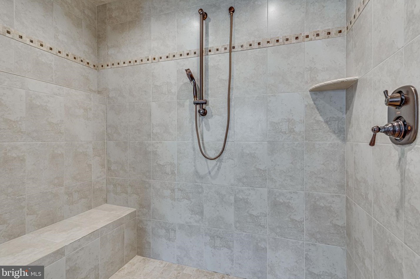 3179 Huntsman Dr, Huntingtown MD  20639 exterior