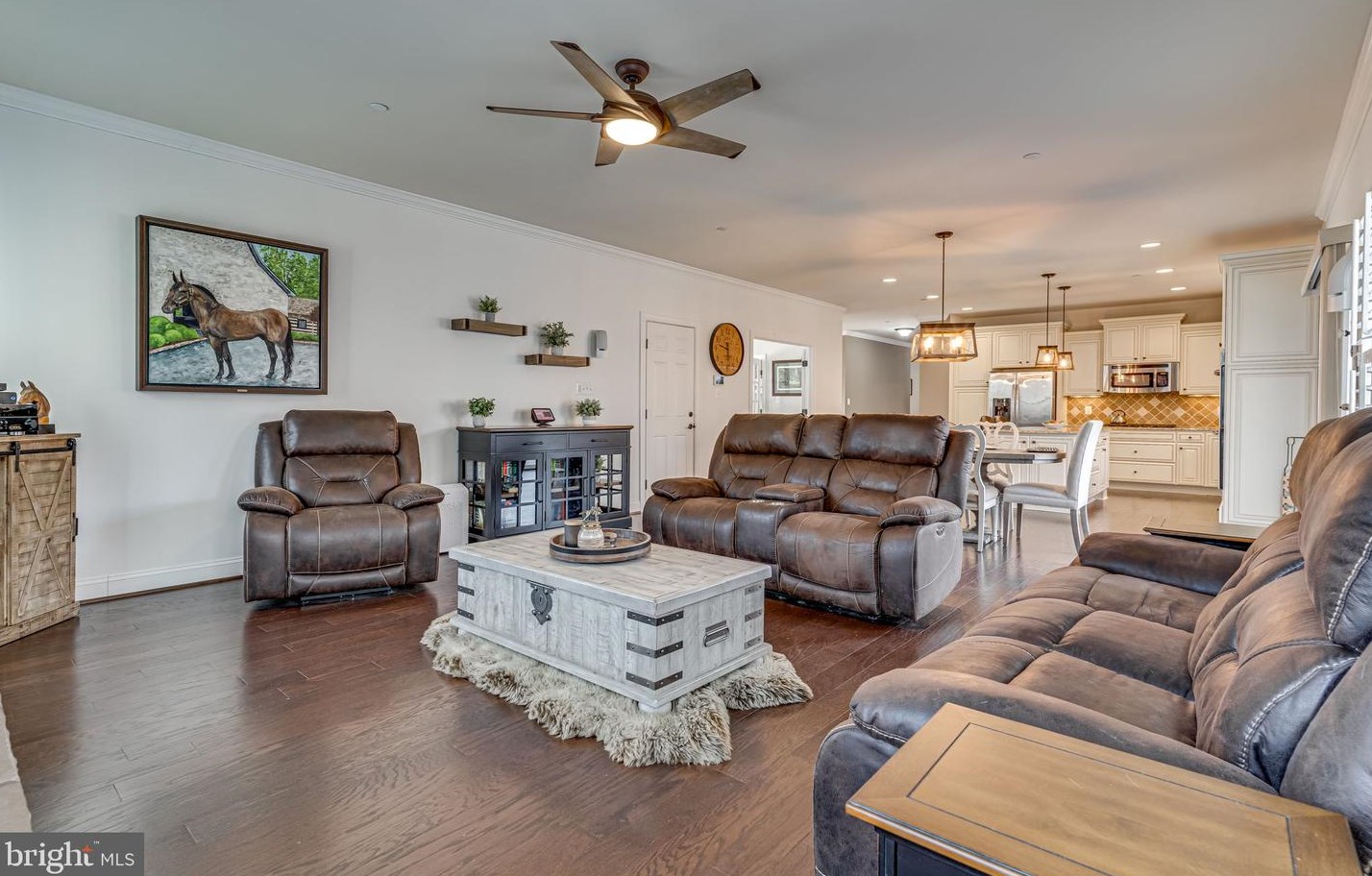 3179 Huntsman Dr, Huntingtown MD  20639 exterior