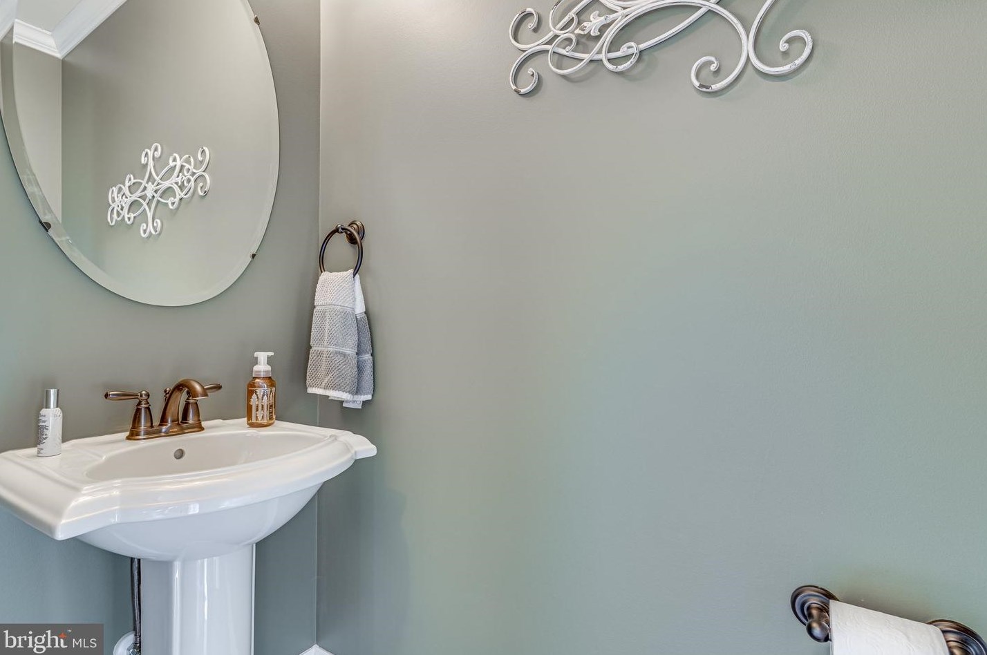 3179 Huntsman Dr, Huntingtown MD  20639 exterior