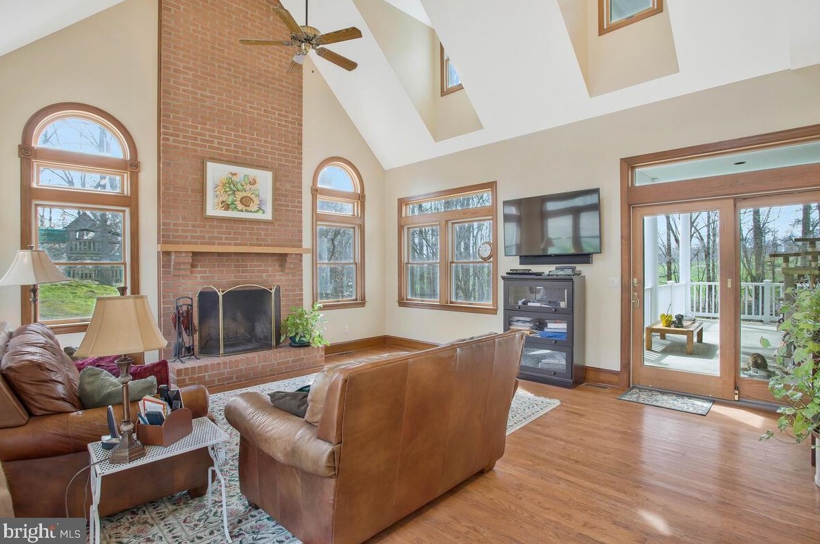 4030 Howes Ct, Dunkirk MD  20754-3009 exterior