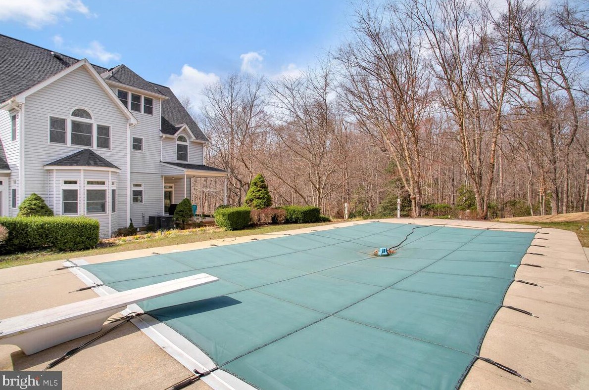 4030 Howes Ct, Dunkirk MD  20754-3009 exterior