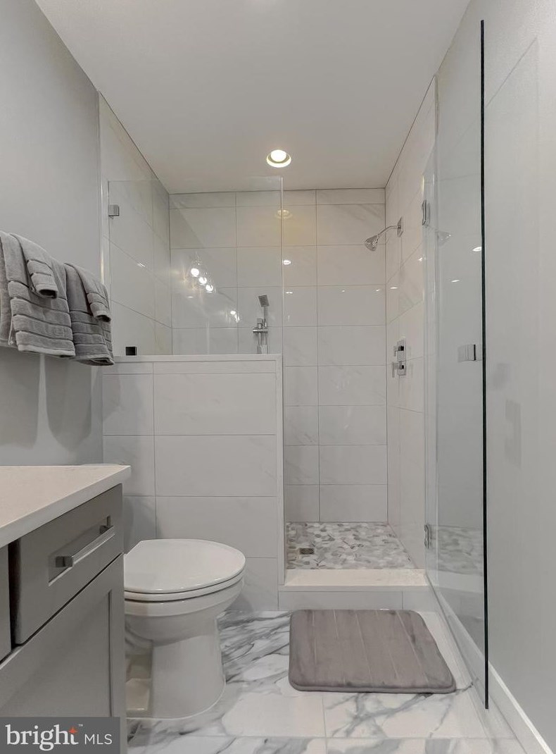 5101 Bay Pkwy, Huntingtown MD  20639-9337 exterior