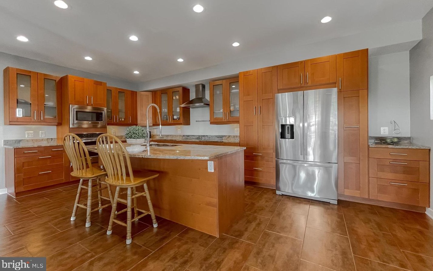 5101 Bay Pkwy, Huntingtown MD  20639-9337 exterior