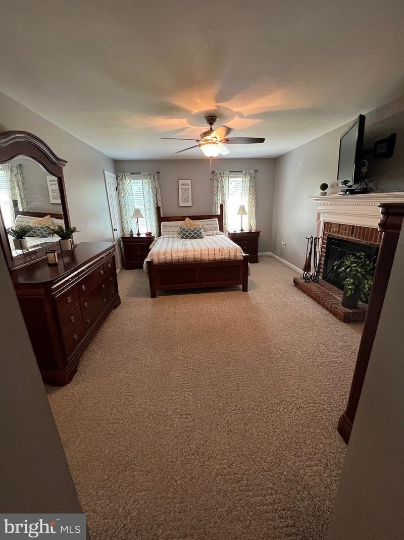 12420 Uncle Charlies Spur, Dunkirk MD 20754-9747 exterior