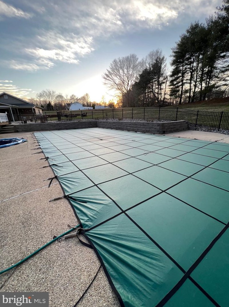 12420 Uncle Charlies Spur, Dunkirk MD 20754-9747 exterior