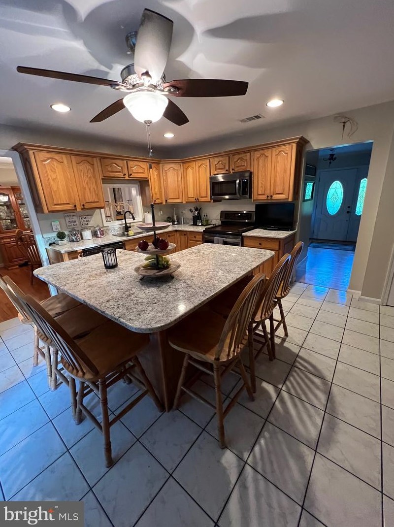 12420 Uncle Charlies Spur, Dunkirk MD 20754-9747 exterior