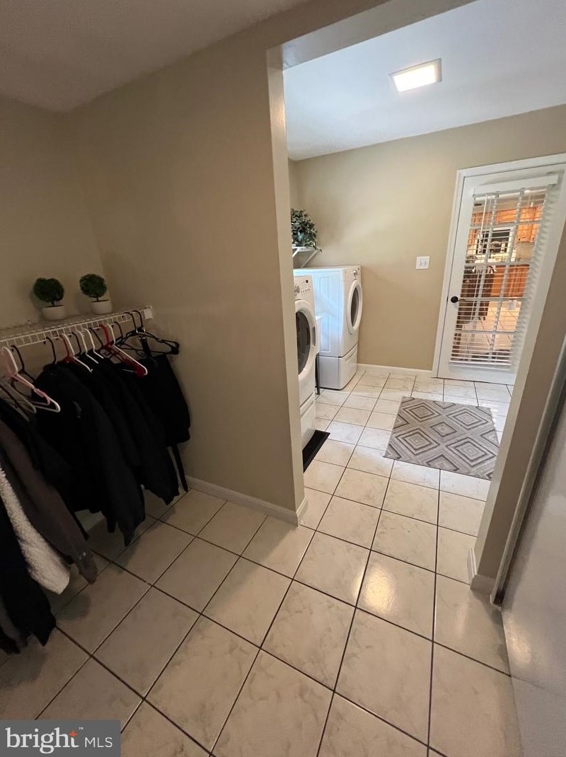 12420 Uncle Charlies Spur, Dunkirk MD 20754-9747 exterior