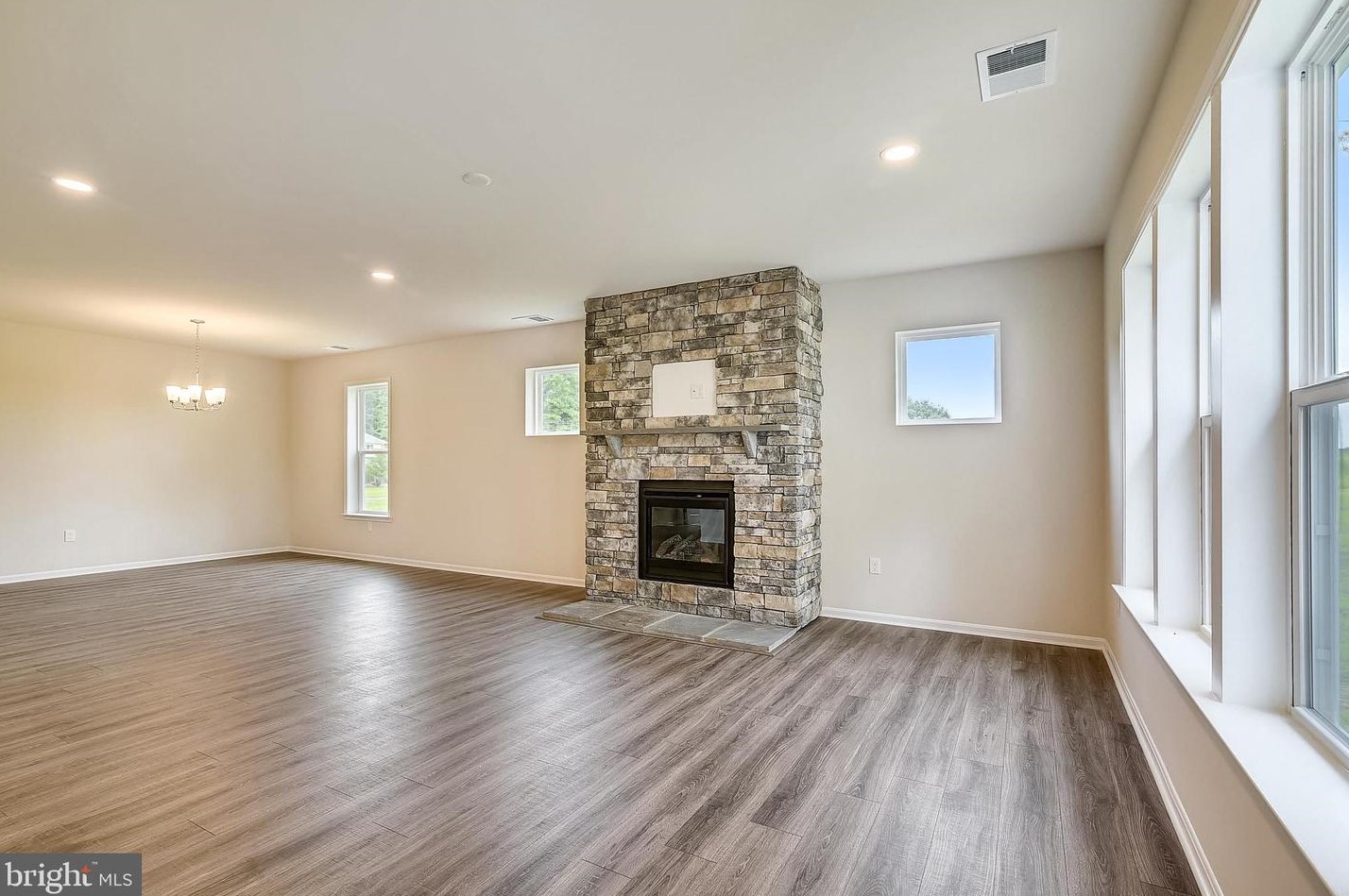 124 Turnabout Ln, Huntingtown MD 20639-3709 exterior