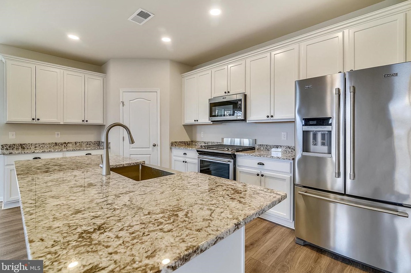 124 Turnabout Ln, Huntingtown MD 20639-3709 exterior